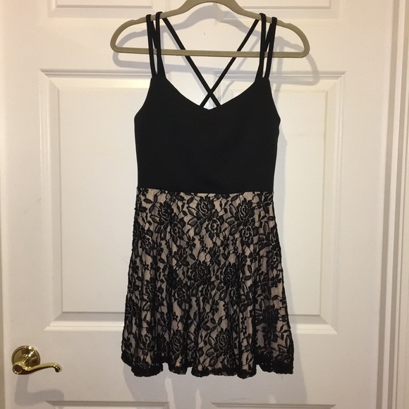Wet Seal Dresses & Skirts - 🔴NWT Wet Seal black lace dress medium